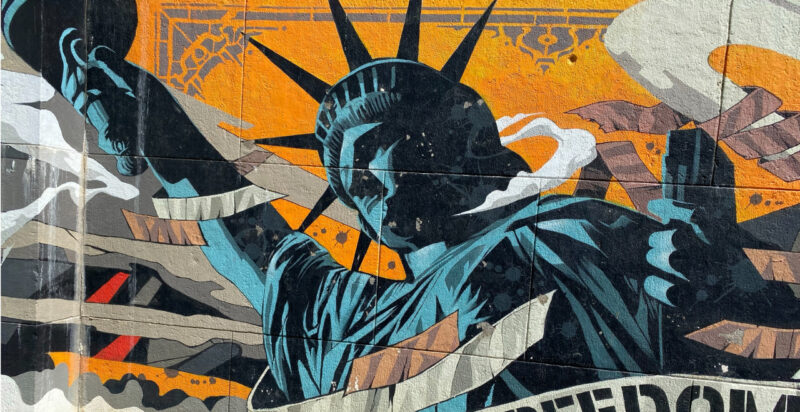 Mural of Statue of Liberty